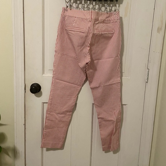 Old navy pixie pants - Picture 2 of 3